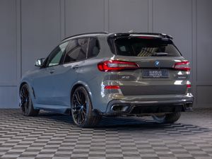 222 BMW X5 X-Drive 45e M-Sport - Image 4