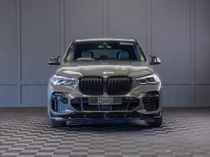 222 BMW X5 X-Drive 45e M-Sport - Image 2