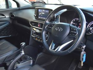 Hyundai Santa Fe 2.2 CRDi 4WD Executive Plus, 7 Se - Image 4
