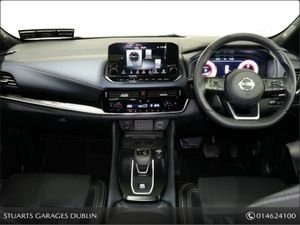 Nissan Qashqai 1.3 HYBRID SVE AUTO, SUNROOF, LEATH - Image 4