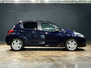 Peugeot 208 1.2 AUTOMATIC - PARKING RADAR - MULTI - Image 3