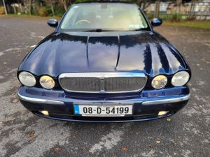 Jaguar XJ - Image 2