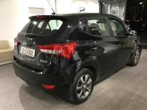Hyundai ix20 DELUXE AUTOMATIC - Only 44,000 Km - N - Image 2