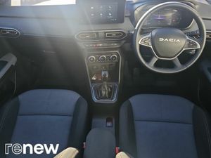 Dacia Jogger *HEV / HYBRID* EXTREME 1.6 145 BHP AU - Image 2