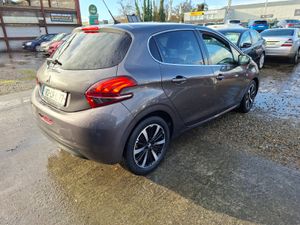 🦏 Peugeot 208 2018(182) HIGH SPEC 🦏 - Image 3