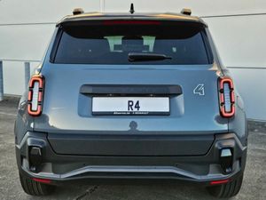 Renault 4 Iconic 52Kw 150hp EV - Image 4