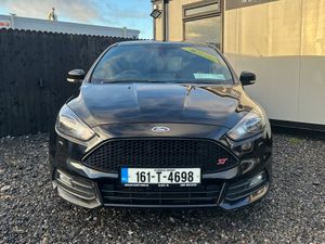 Ford Focus 2016 ST 2 180BHP - Image 2