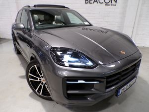2025 PORSCHE CAYENNE 3.0 V6 BLACK PACK E-HYBRID 5D - Image 2