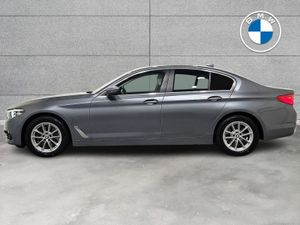 BMW 5-Series 520d SE Saloon - Image 4
