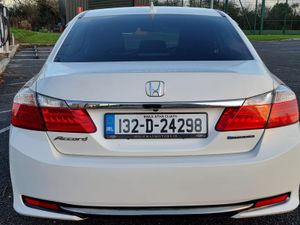 2013 HONDA ACCORD HYBRID AUTOMATIC NCT'd €10,900 - Image 3