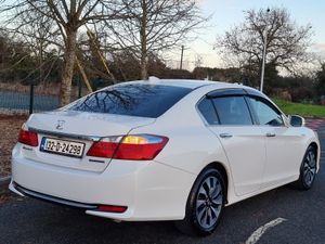 2013 HONDA ACCORD HYBRID AUTOMATIC NCT'd €10,900 - Image 2