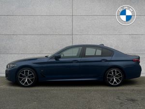 BMW 5-Series 530e M Sport Saloon - Image 4