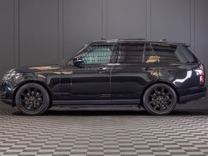 2022 Range Rover P400e Westminister - Image 3