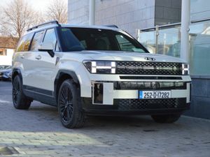 Hyundai Santa Fe 1.6 PHEV - Image 3