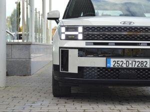 Hyundai Santa Fe 1.6 PHEV - Image 4