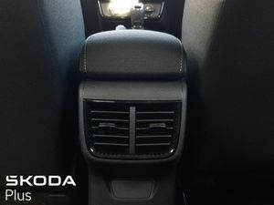 Skoda Fabia **ESSENCE MODEL** 1.0 LITRE 80BHP - Image 4