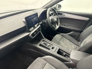 SEAT Leon 2.0TDI DSG FR+ *FREE HAMPER* €85 P/W - Image 4