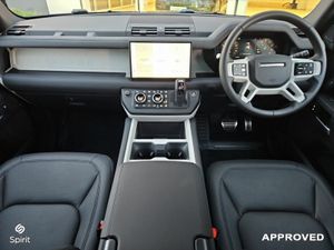 Land Rover Defender 2.0 PHEV  X Dynamic SE - Image 4