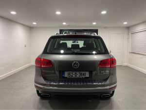 Volkswagen Touareg 3.0 TDI V6 SE BLUEMOTION  204PS - Image 3
