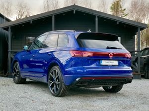 2025 Volkswagen Touareg R 462BHP - Image 4