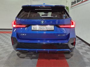 BMW iX1 X-DRIVE30 M SPORT AUTOMATIC **ONE OWNER / - Image 3