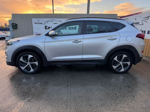 2018 Hyundai Tucson 1.7 D Premium Pan Roof - Image 3