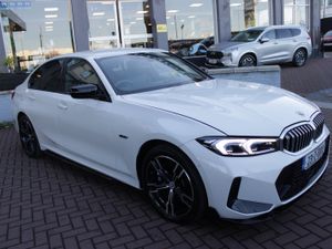330E PLUG IN HYBRID M-SPORT PLUS PACK // HUGE SPEC - Image 2