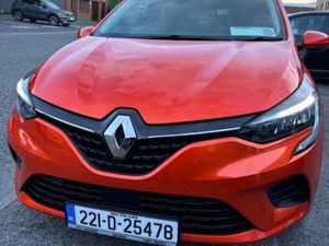 2022 Renault Clio Dinamique SCe65 - Image 4