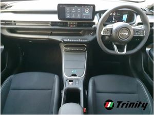 Jeep Avenger ** ALTITUDE 54KW 400KMS ** TRINITY MO - Image 2