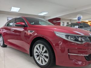2017 Kia Optima EX - Image 4