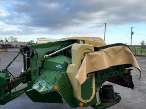 2021 Krone F320Cv Front Mower - Image 4