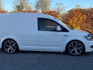 2019 Volkswagen Caddy Highline 150 Bhp - Image 2