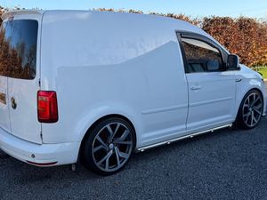 2019 Volkswagen Caddy Highline 150 Bhp - Image 3