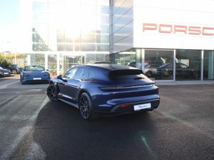 Porsche Taycan Sport Turismo - Image 2