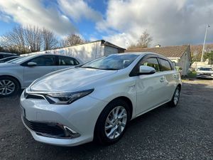 TOYOTA AURIS 2018 1.8 HYBRID 35K MILES PRISTINE - Image 4