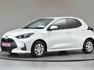 Toyota Yaris **JAN 2026 PRICING NOW**1.5 PETROL HY - Image 4