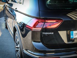 2020 VOLKSWAGEN TIGUAN R-LINE - Image 3