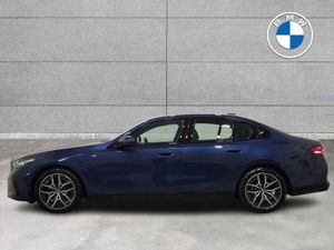BMW 5-Series 530e M Sport Saloon - Image 3