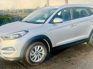 2017 HYUNDAI TUSCON - Image 3