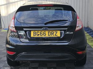 2016 Ford Fiesta TITANIUM 1.0 Petrol - Image 4