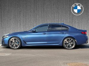 BMW 5-Series 545e xDrive M Sport Saloon - Image 4