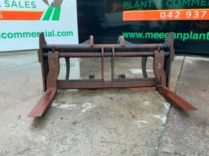 96" CAT LOADER FUSION FORK CARRIAGE....3553 - Image 2