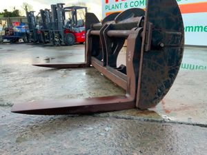 96" CAT LOADER FUSION FORK CARRIAGE....3553 - Image 4