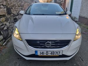 Volvo V40  Automatic 2014 - Image 4