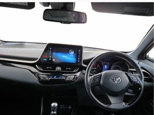 Toyota C-HR 1.8 HYBRID SPORT - Image 2