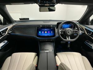 Mercedes-Benz E-Class 300de AMG - 20 Inch Alloys - - Image 4