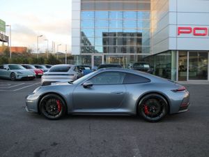 Porsche 911 Carrera GTS - Image 3