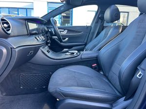 2020 MERCEDES E300d AMG NIGHT ED PREMIUM PLUS - Image 4