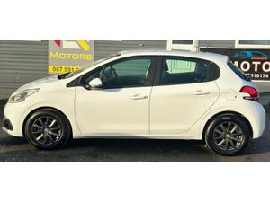 Peugeot 208 1.2L Petrol Automatic Low Mileage (818 - Image 4