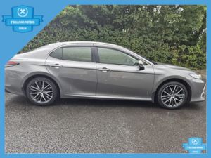 Toyota Camry / 2020 / 2.5 PETROL HYBRID / AUTO - Image 4